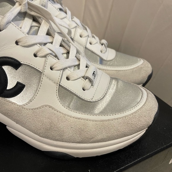 Chanel 18P Sneakers w/ Neon Pink lining - Picture 8 of 10